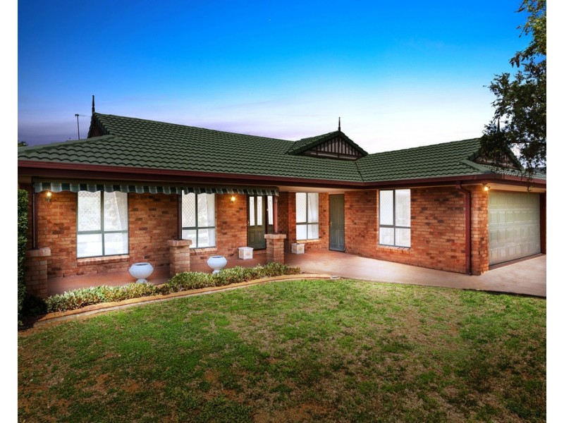 14 Trecarne Street, Bridgeman Downs QLD 4035