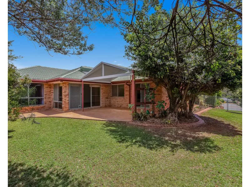 14 Trecarne Street, Bridgeman Downs QLD 4035