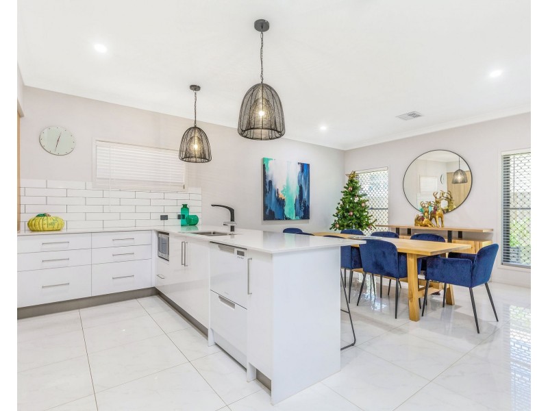 40 Rangeview Street, Aspley QLD 4034