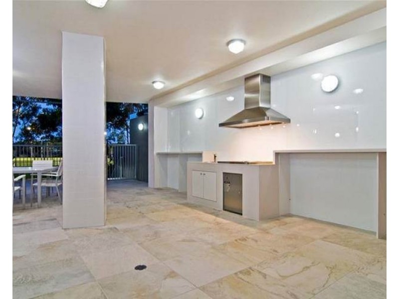 94 / 51 Playfield Street, Chermside QLD 4032