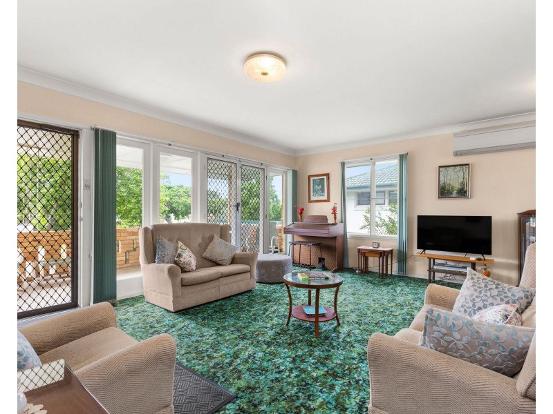 12 Mayled Street, Chermside West QLD 4032