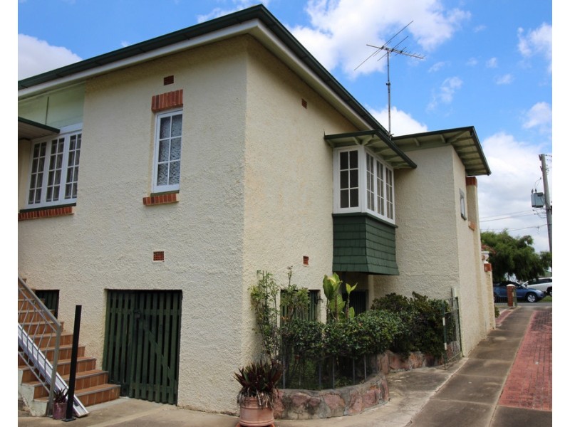 12 Kedron Street, Kedron QLD 4031