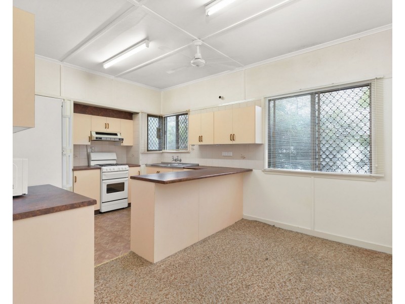 76 Corrie Street, Chermside QLD 4032