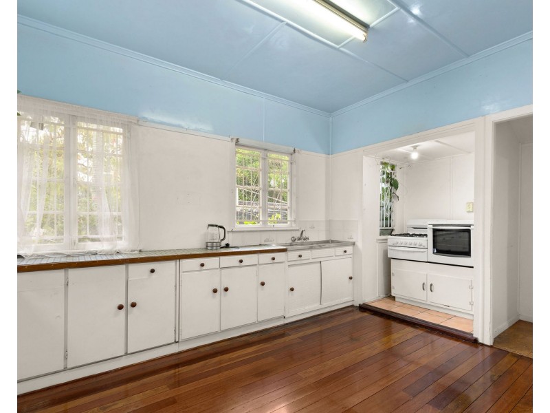 5 Miller Street, Chermside QLD 4032