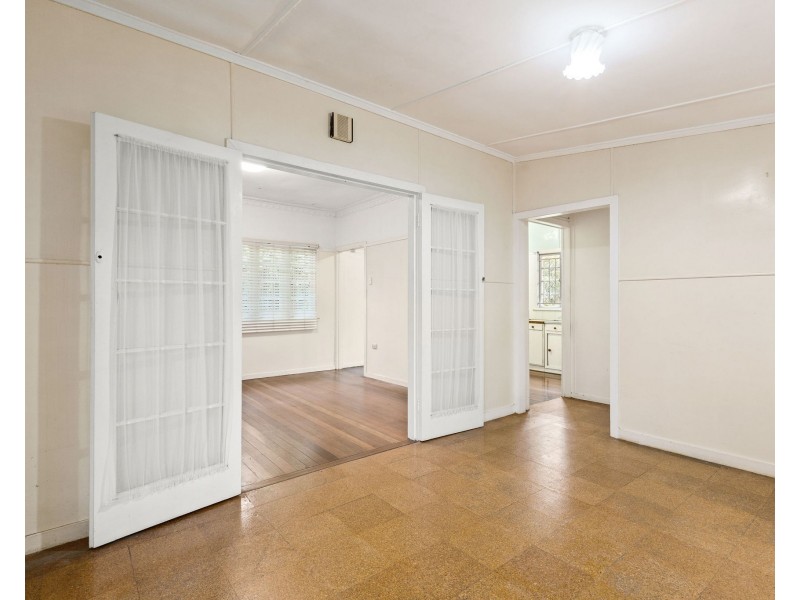 5 Miller Street, Chermside QLD 4032