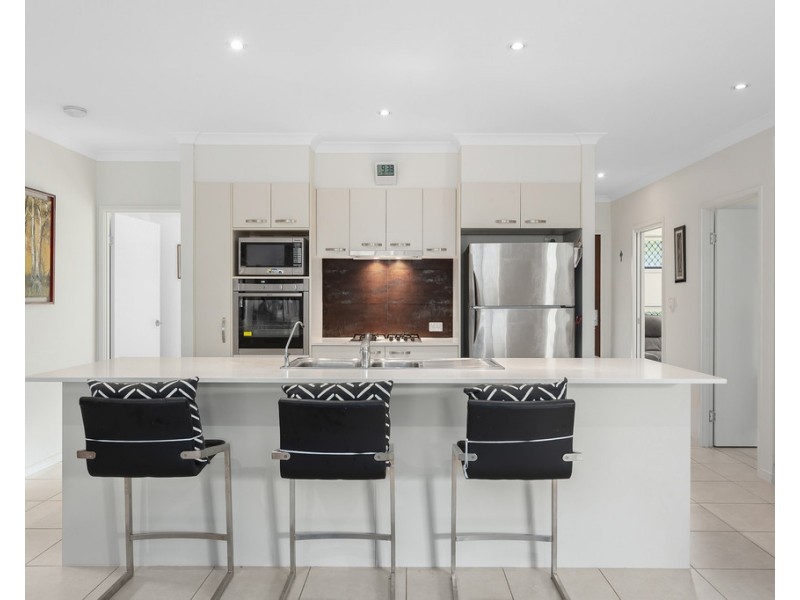 49 Flinders Circuit, Fitzgibbon QLD 4018