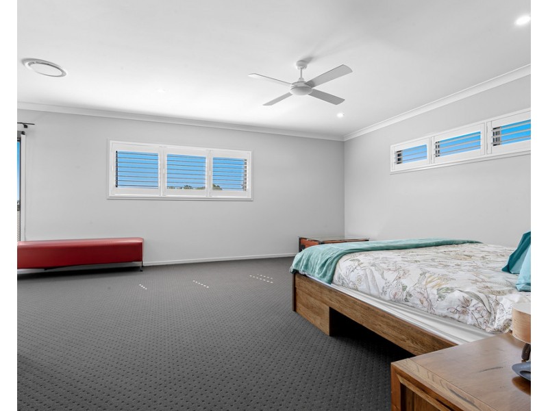 63 Thompson Street, Zillmere QLD 4034