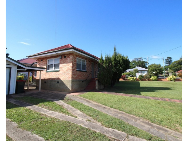 18 Weeroona Street, Chermside QLD 4032