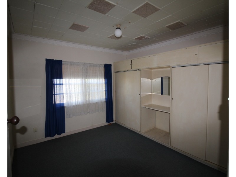 18 Weeroona Street, Chermside QLD 4032