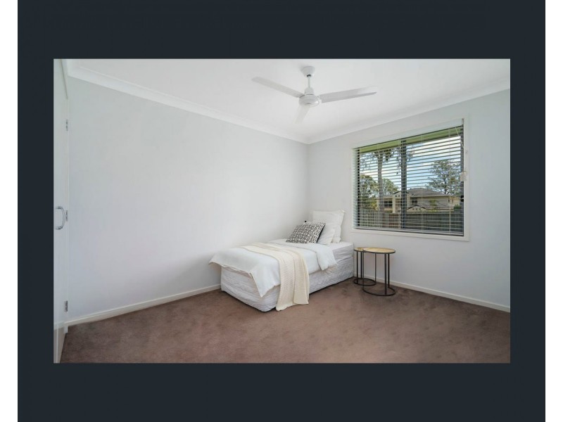 10 April Crescent, Bridgeman Downs QLD 4035