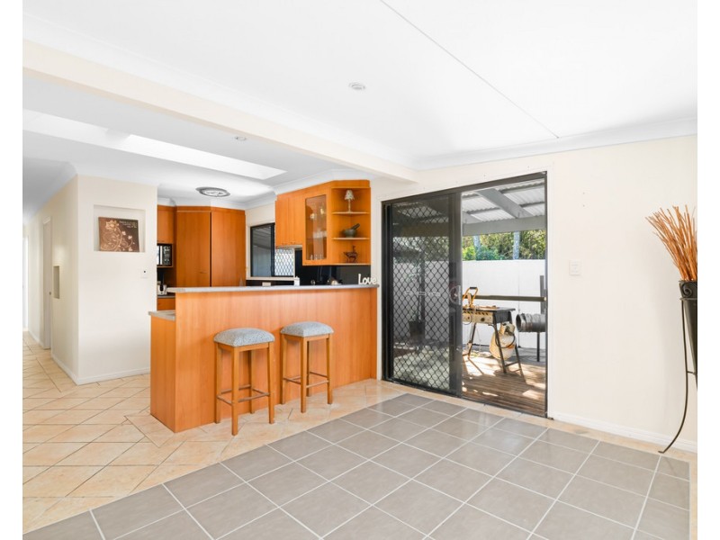27 Roscommon Road, Boondall QLD 4034