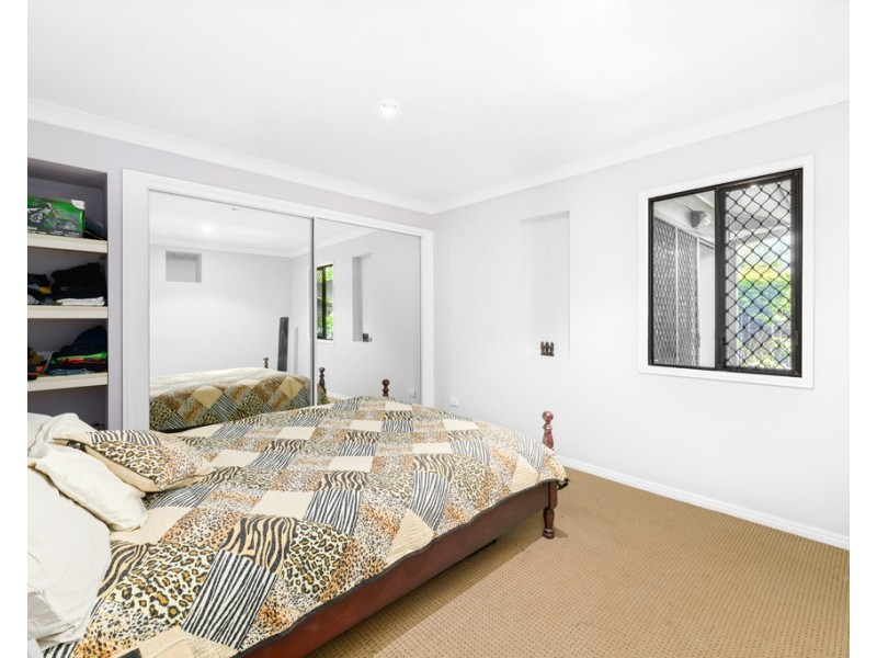 27 Roscommon Road, Boondall QLD 4034