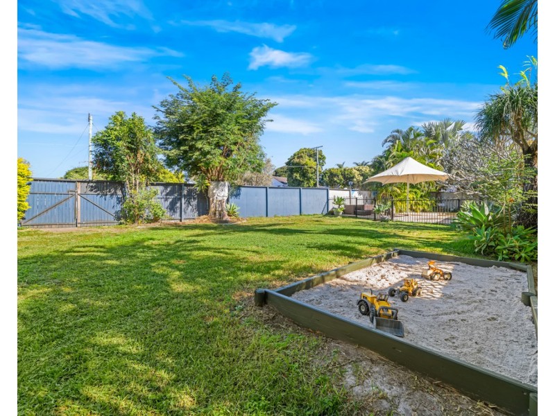 27 Roscommon Road, Boondall QLD 4034