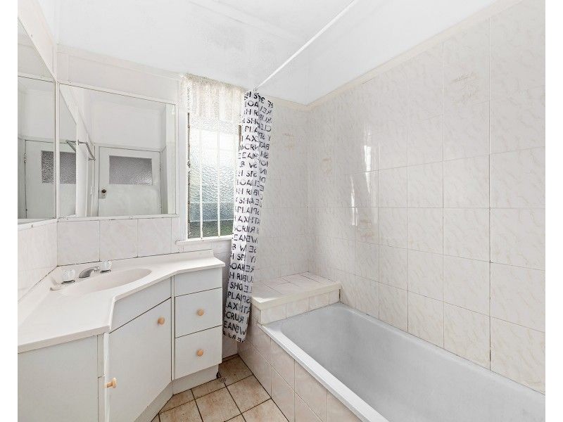 23 Pechey Street, Chermside QLD 4032