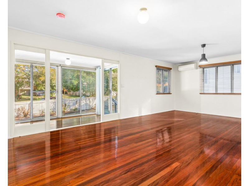 24 Beau Vista Street, Geebung QLD 4034