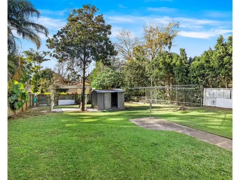 24 Beau Vista Street, Geebung QLD 4034