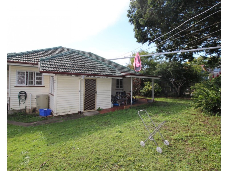 6 Cressey Street, Wavell Heights QLD 4012