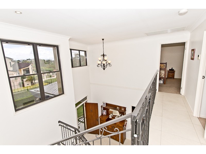 16 Carides Place, Mcdowall QLD 4053