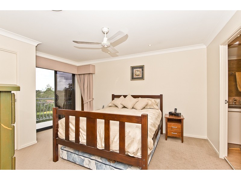 16 Carides Place, Mcdowall QLD 4053