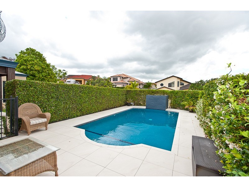16 Carides Place, Mcdowall QLD 4053