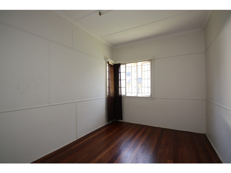 27 Leiper Street, Stafford QLD 4053