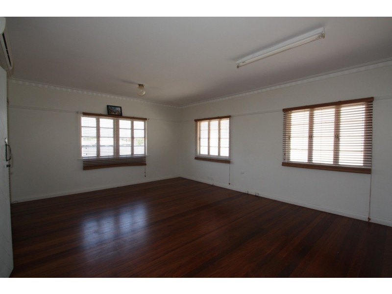 27 Leiper Street, Stafford QLD 4053