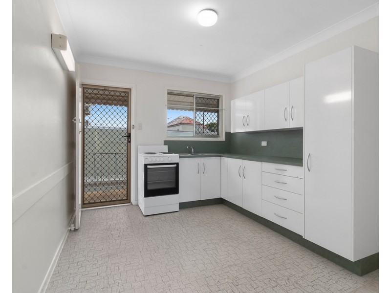 1/14 Hall Street, Chermside QLD 4032