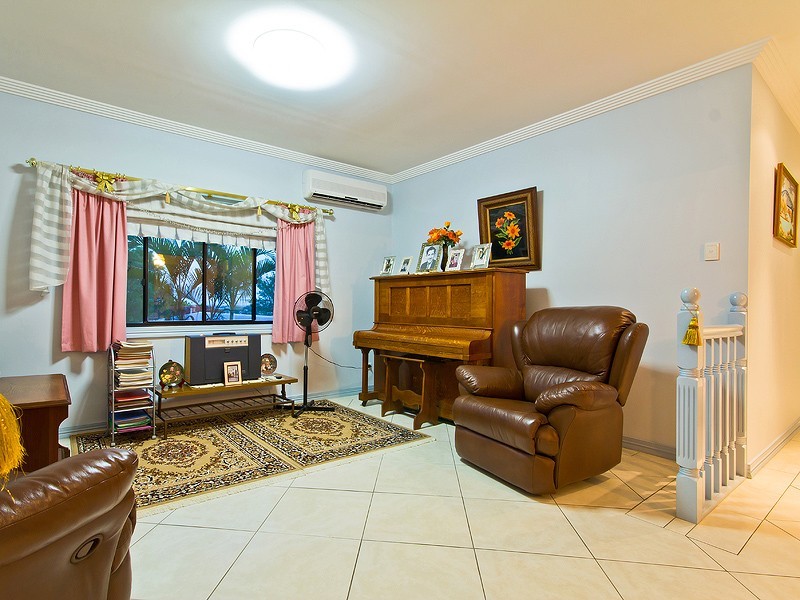 204 Kitchener Road, Kedron QLD 4031