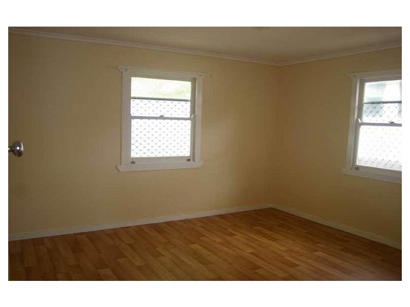 2/81 Biggs Avenue, Beachmere QLD 4510