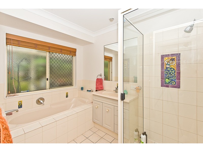 12 Huxtable Street, Chermside West QLD 4032