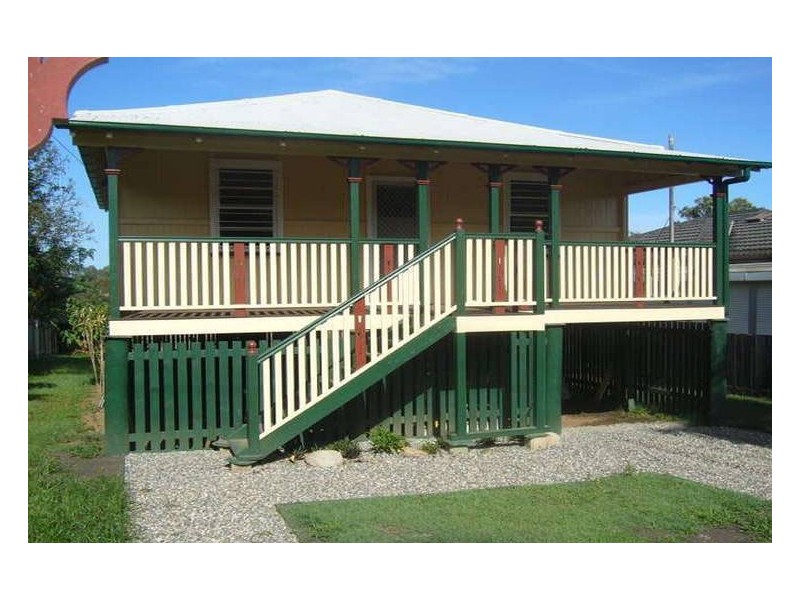 3 Neville Road, Bridgeman Downs QLD 4035