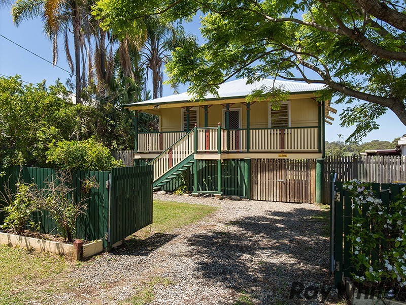 3 Neville Road, Bridgeman Downs QLD 4035