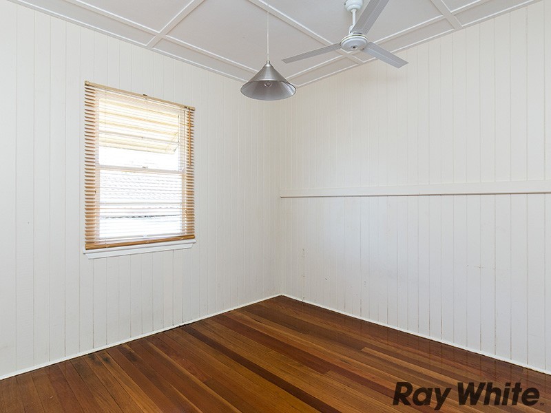 3 Neville Road, Bridgeman Downs QLD 4035