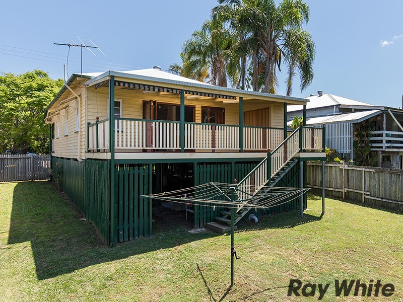 3 Neville Road, Bridgeman Downs QLD 4035