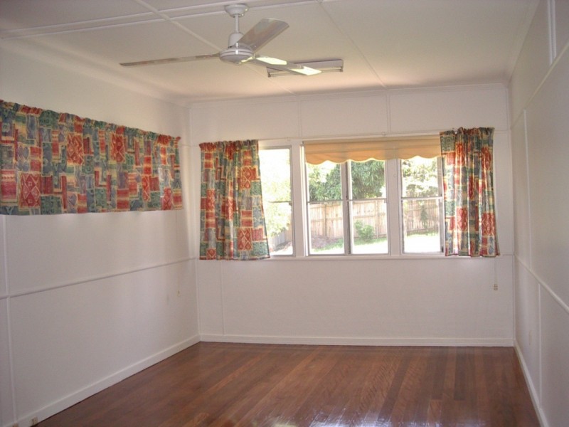 13 Aveling Street, Wavell Heights QLD 4012