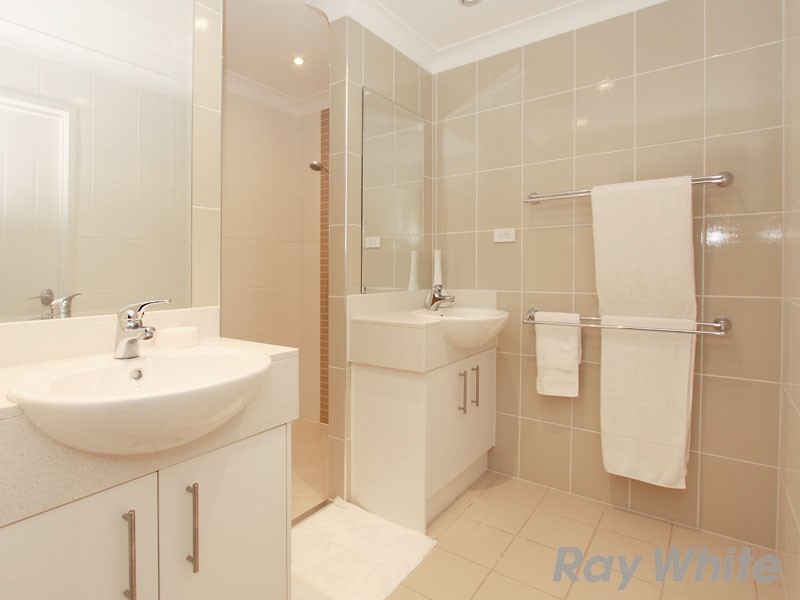 86 Petrie Crescent, Aspley QLD 4034