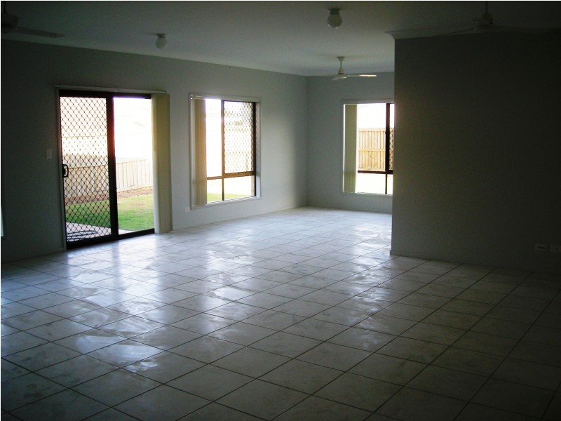 19 Singleton Place, Bald Hills QLD 4036