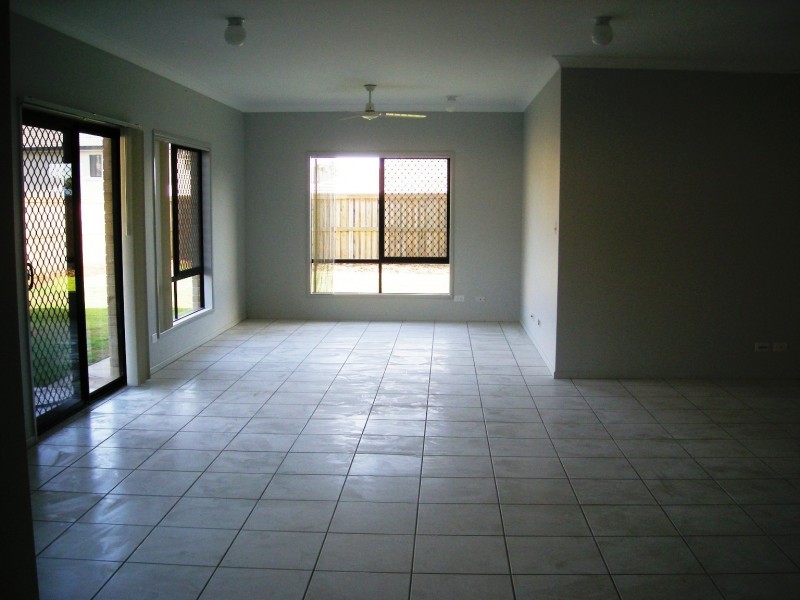 19 Singleton Place, Bald Hills QLD 4036