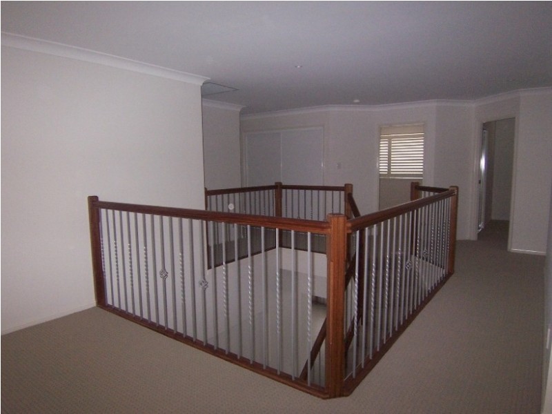 7 Oakwood Road, Warner QLD 4500