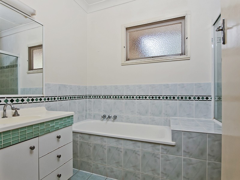 19 Lucan Avenue, Aspley QLD 4034