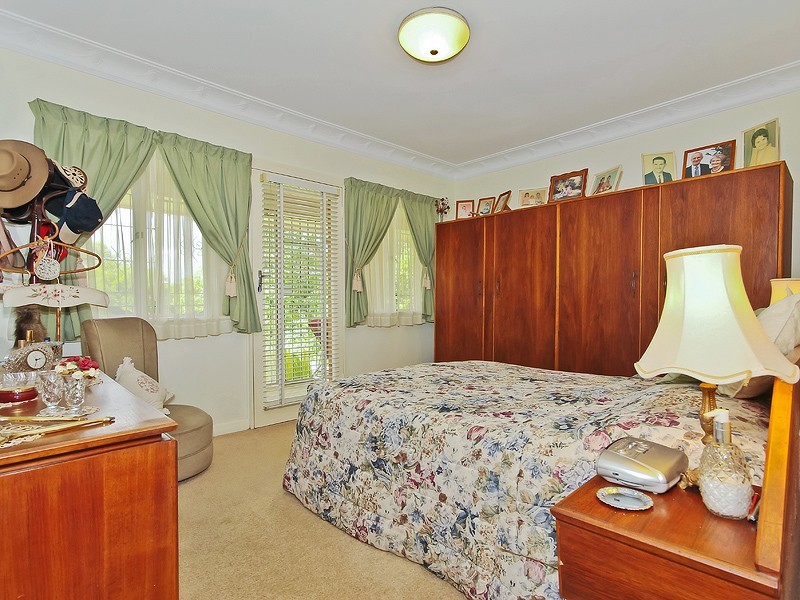 38 Pangeza Street, Stafford Heights QLD 4053