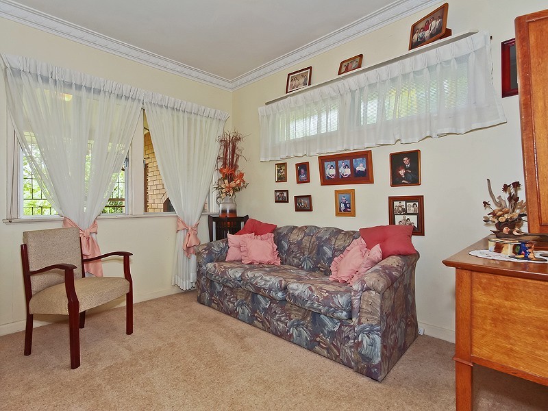 38 Pangeza Street, Stafford Heights QLD 4053