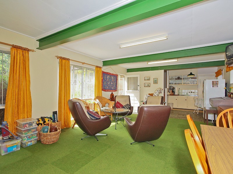 38 Pangeza Street, Stafford Heights QLD 4053