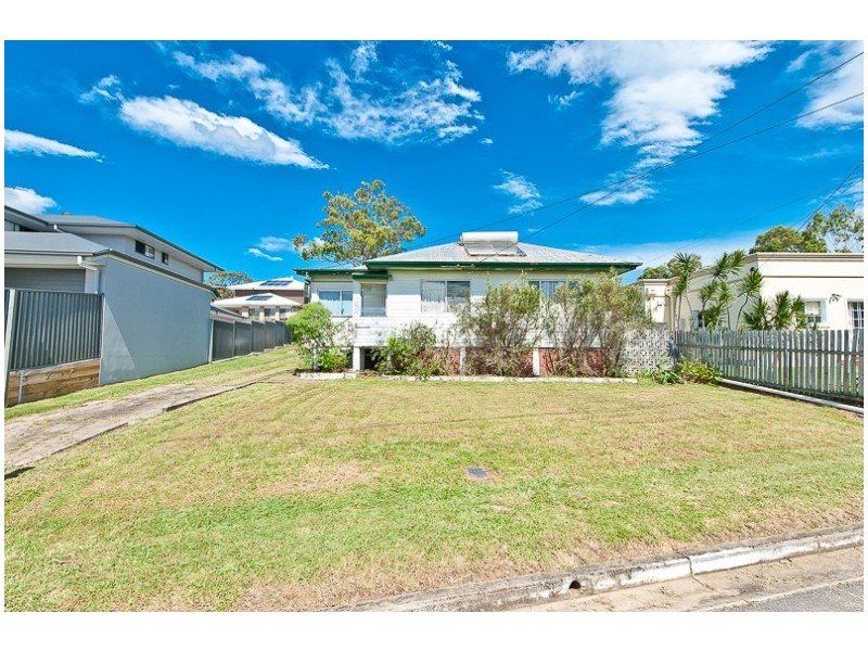 64 Meemar Street, Chermside QLD 4032