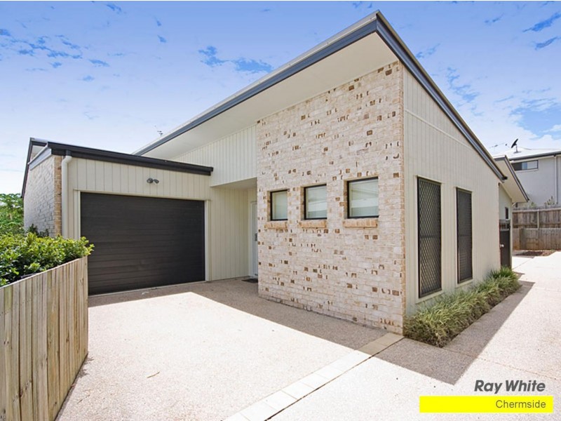 25 Zenith Avenue, Chermside QLD 4032