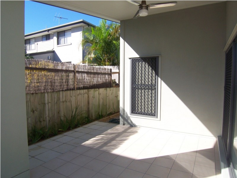 25 Zenith Avenue, Chermside QLD 4032