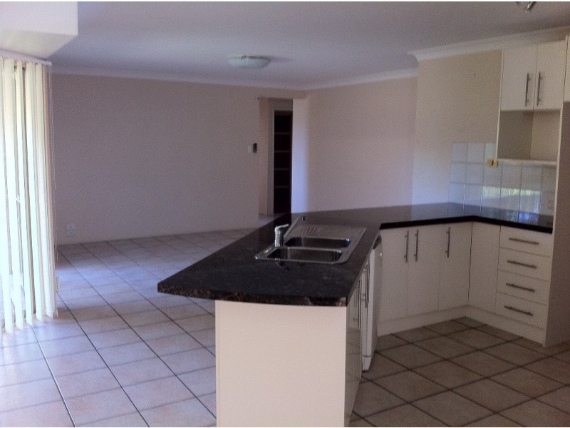 7 Tallebudgera Crescent, Albany Creek QLD 4035