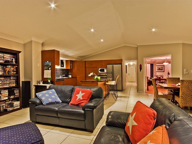 61 Kenna Street, Chermside West QLD 4032