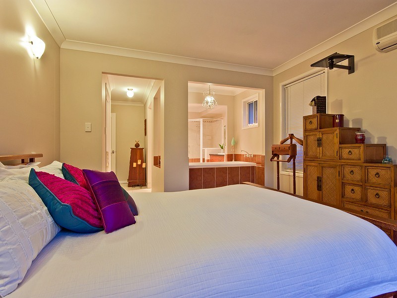 61 Kenna Street, Chermside West QLD 4032