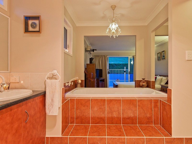 61 Kenna Street, Chermside West QLD 4032